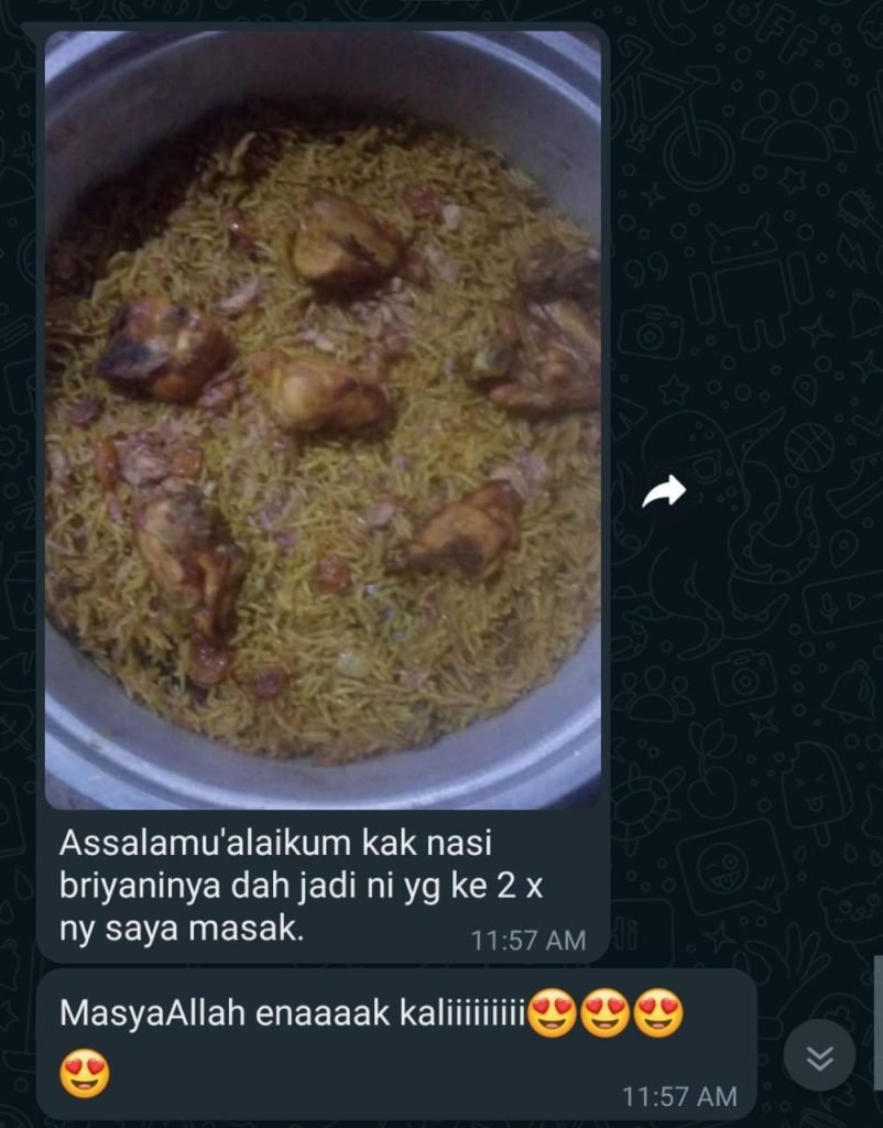 MaasyaaAllah, makan yang istimewa di hari istimewasemoga akan ada masak yang 3, 10 dan ribuan kali lainnya, sehat2 terus kak...